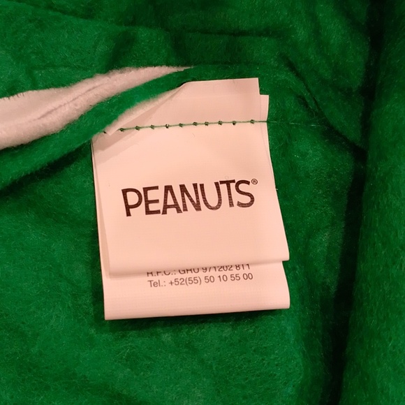 Peanuts Snoopy Woodstock Christmas Hat Pom Pom - Picture 8 of 9